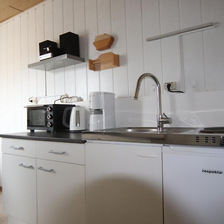 Ruhige Wohnung Mit Terrasse Nur 5 Minuten Zur Mueritz Marienfelde エクステリア 写真