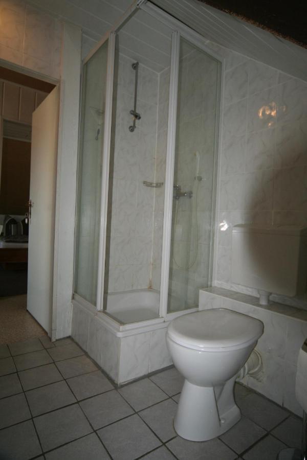 Ruhige Wohnung Mit Terrasse Nur 5 Minuten Zur Mueritz Marienfelde エクステリア 写真