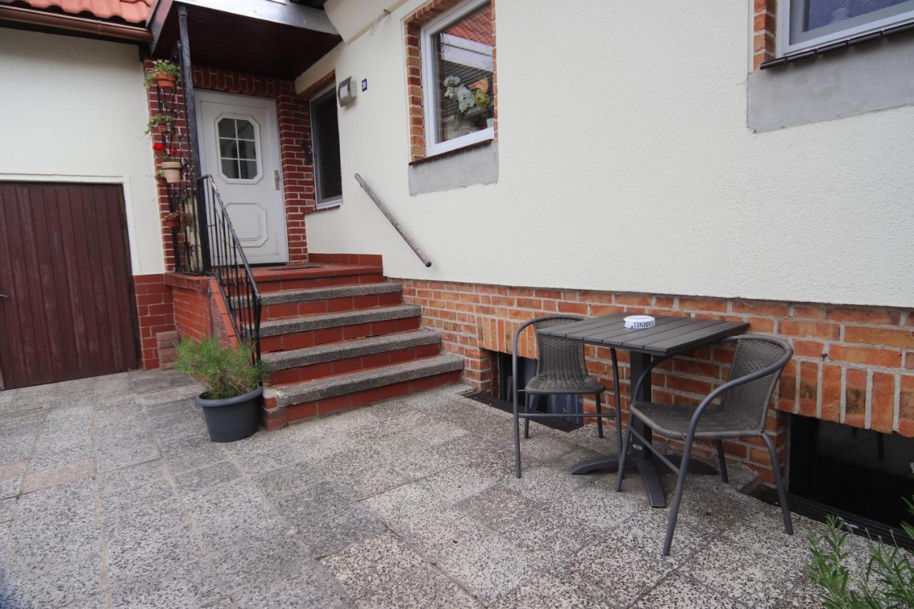 Ruhige Wohnung Mit Terrasse Nur 5 Minuten Zur Mueritz Marienfelde エクステリア 写真